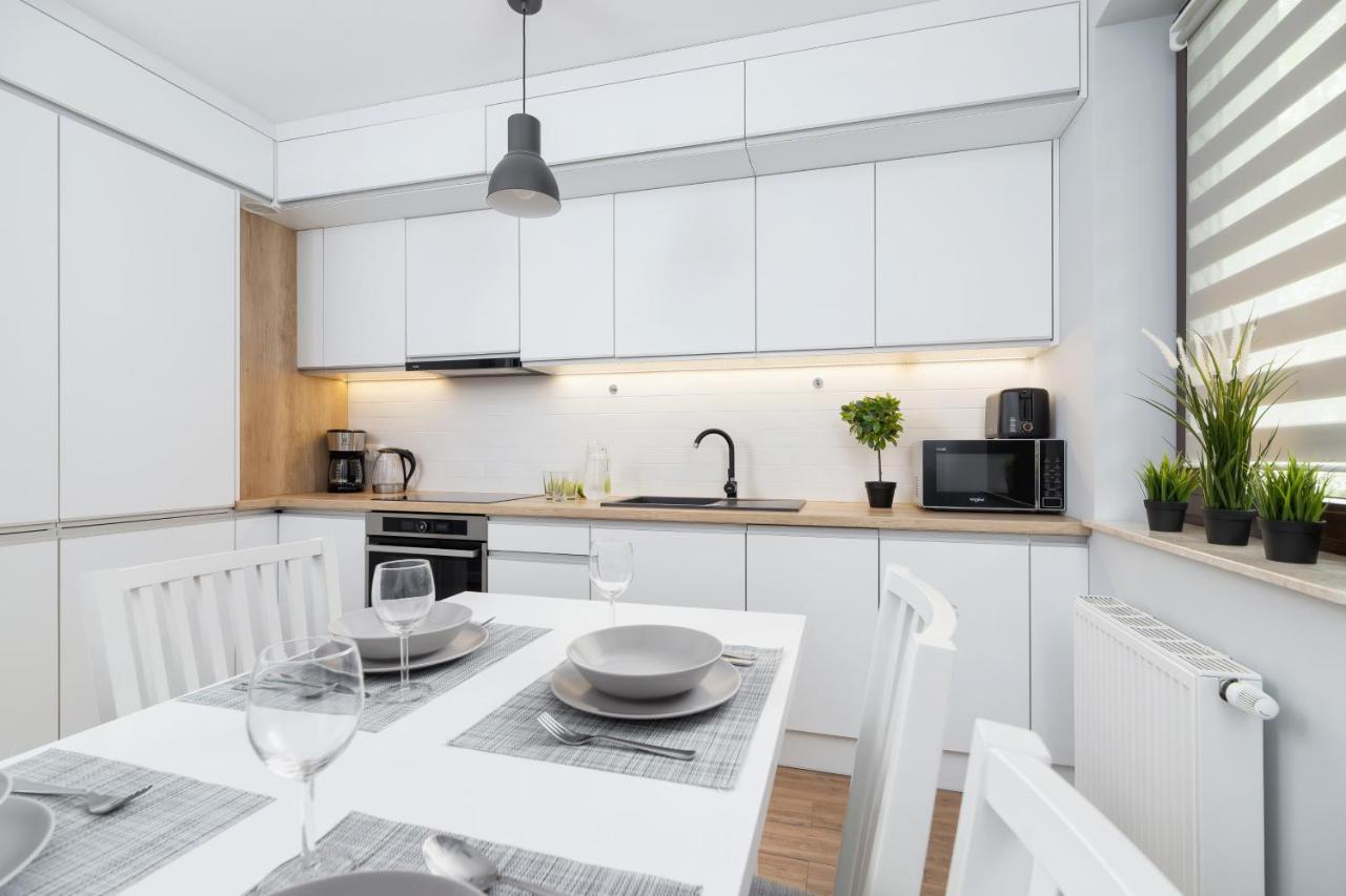Apartments Cystersow Cracow By Noclegi Renters Kraków Eksteriør billede