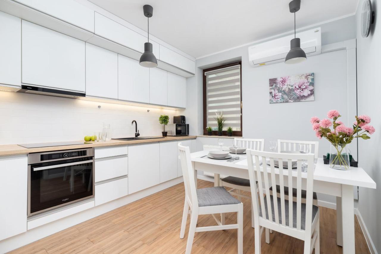 Apartments Cystersow Cracow By Noclegi Renters Kraków Eksteriør billede